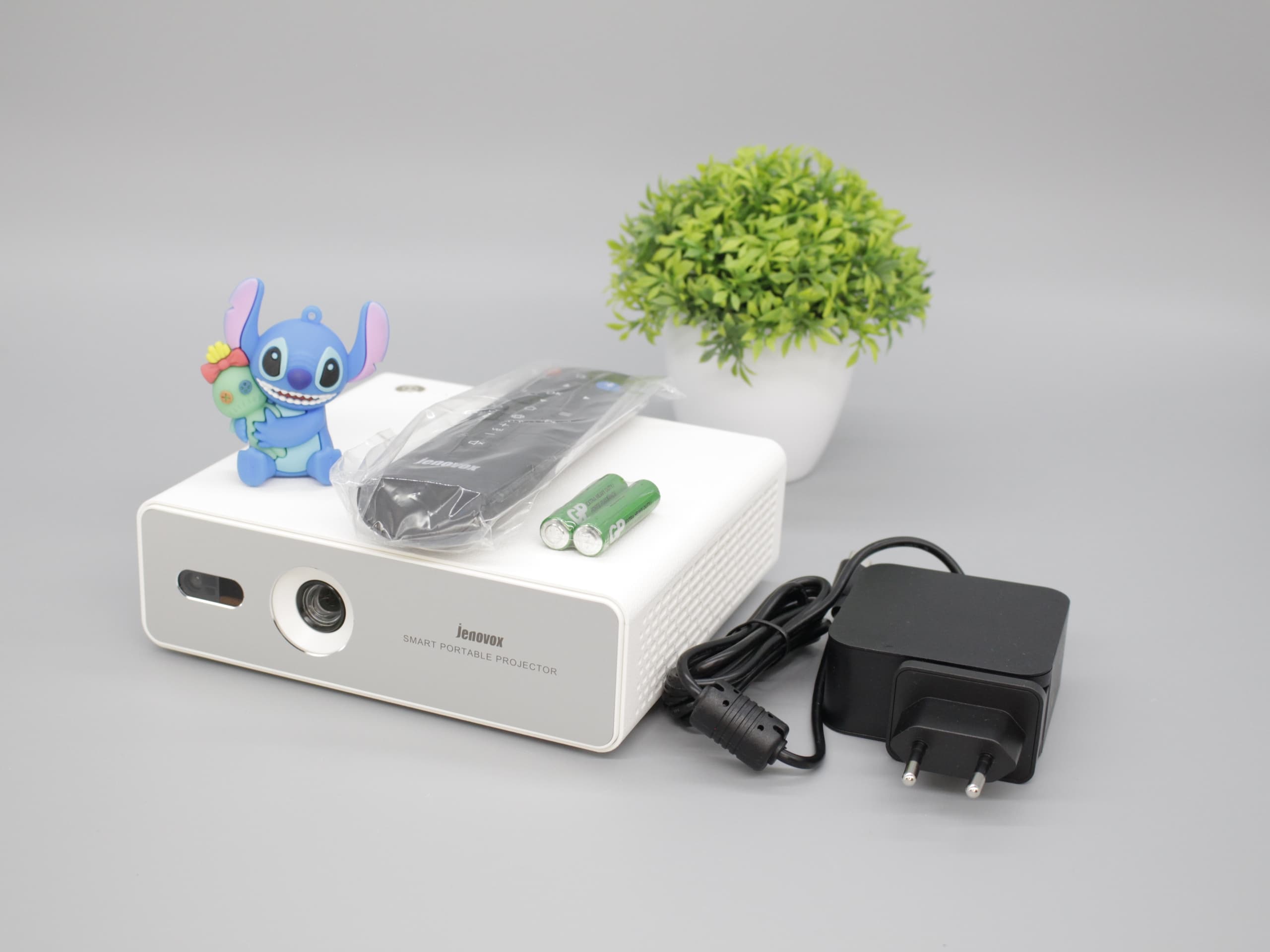 Jenovox M5000 Mini DLP Project - Outdoor Camping Tv ulasan dan harga
